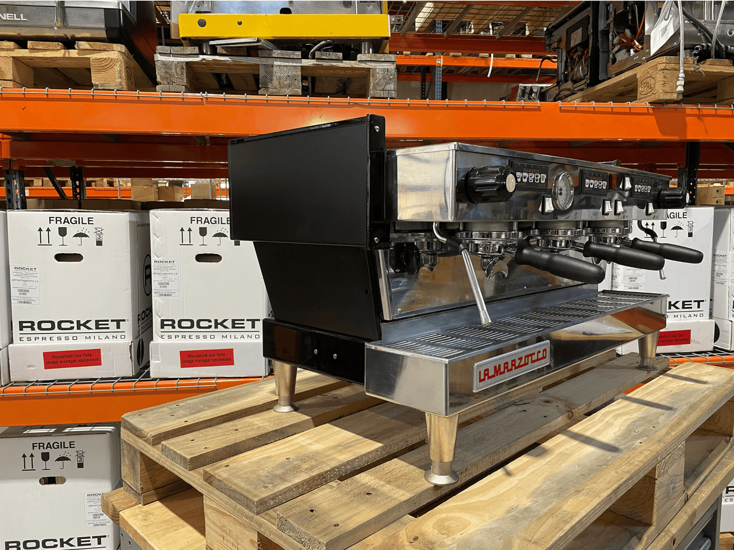 La Marzocco - Linea Classic - 3 Group - Black (Renewed)