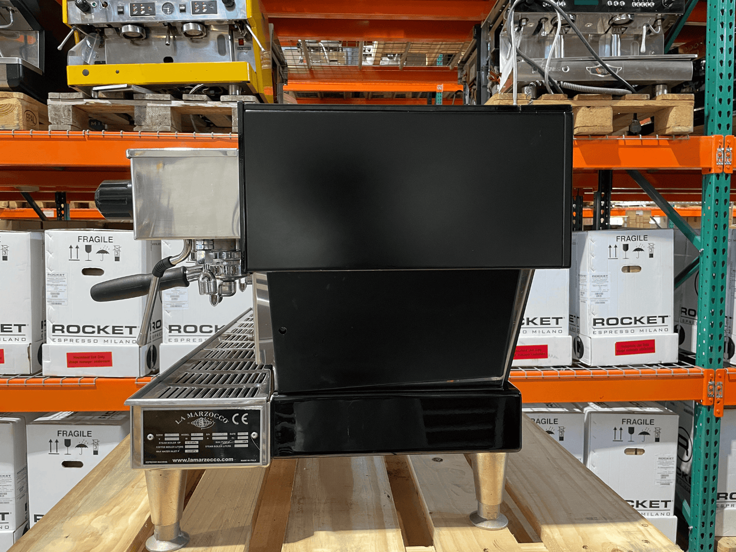 La Marzocco - Linea Classic - 3 Group - Black (Renewed)