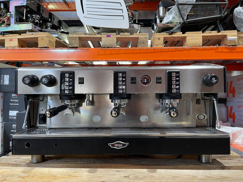 Atlas 3 Group Black