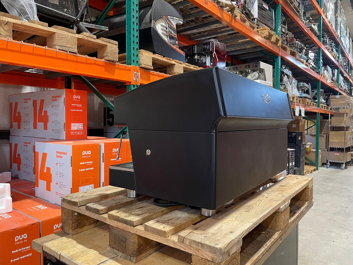Atlas 3 Group Black