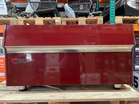 Atlas 3 Group Maroon