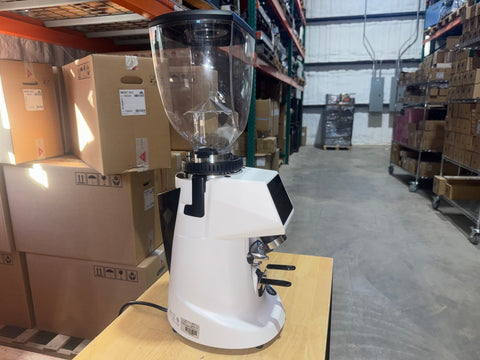 Listing reccipT34ODaWWIJi photo 3 — F64 EVO PRO Dark-T - White Open Box
