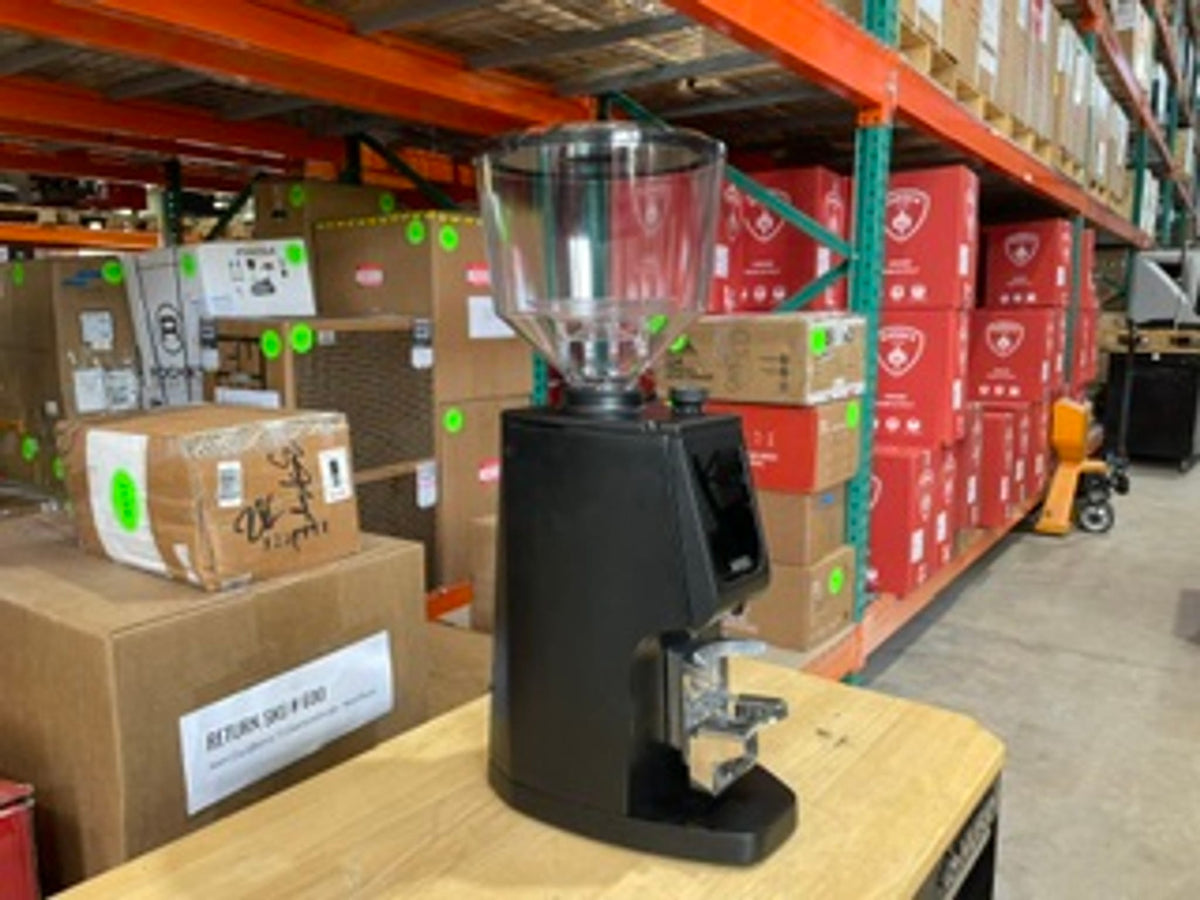 Listing recvBILgXIWxGZmzV photo 9 — Atom W 65 Diamond Inside - Matt Black Tall Hopper Open Box