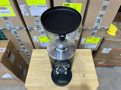 E80W Grind-by-Weight with Sync (E80W GbS) Espresso Grinder - Black Demo