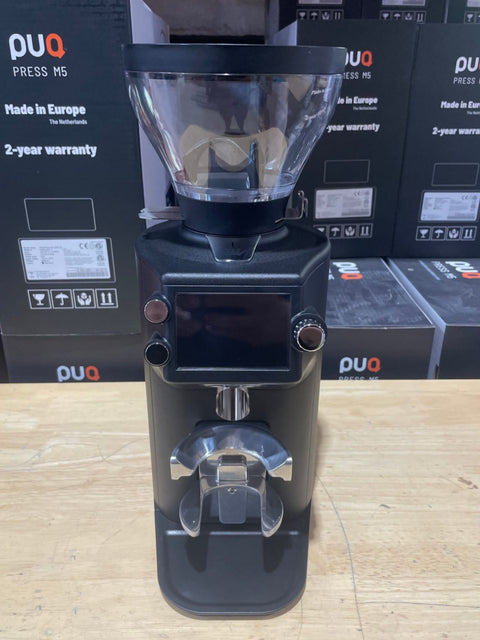 E64 WS - Black Open Box