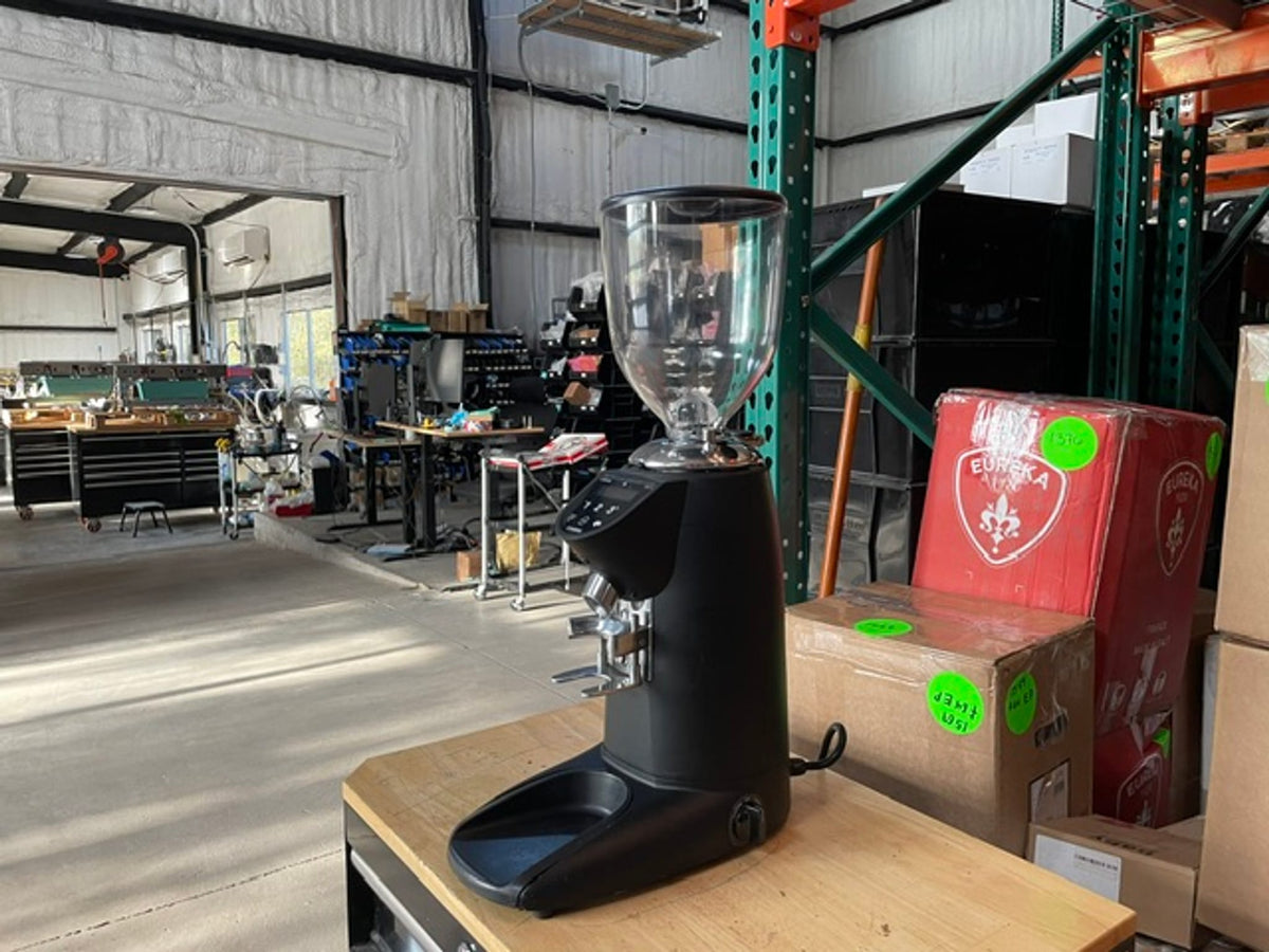 Listing recCiUv9rSVQLtMEF photo 2 — E10 CONIC (Demo) Open Box