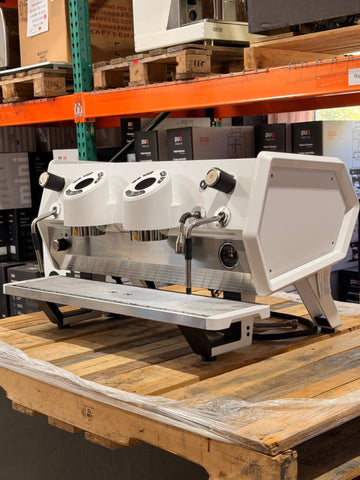 D8 - 2 Group Regular White Without GBS Kit Demo