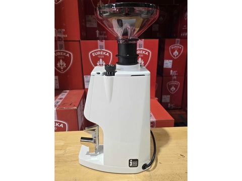 Listing recRoyS63ty5ICubY photo 3 — Atom W 75 Diamond Inside - White Short Hopper Open Box
