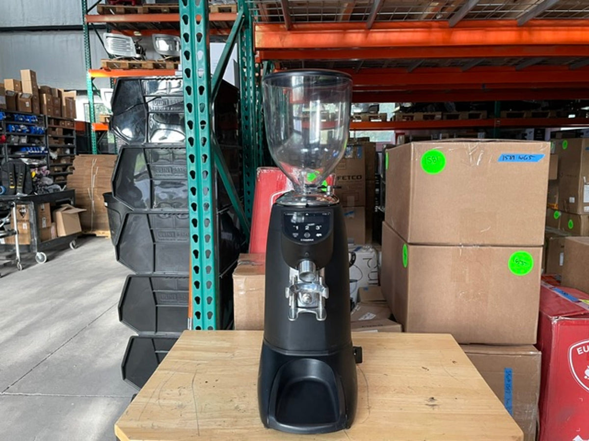 Listing recCiUv9rSVQLtMEF photo 1 — E10 CONIC (Demo) Open Box