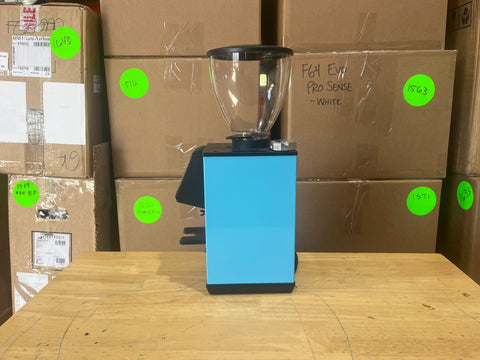 Listing recTkINIpjFmViWcP photo 2 — Leo 55 - Azure Lake New Open Box
