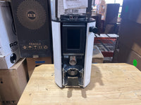 Listing reczuX1ViyKpxqJYl photo 6 — Luna - White Demo