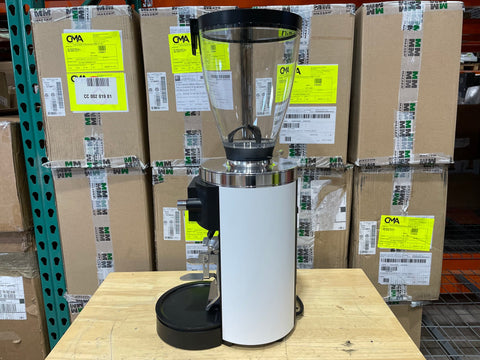 E65W Grind-by-Weight with Sync Espresso Grinder - Matte White Demo