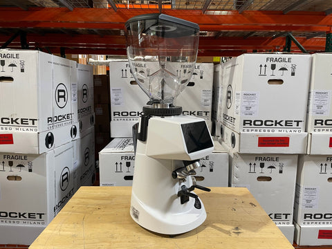 F64 EVO PRO Dark-T - White Open Box