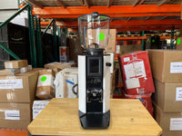 Listing rec6mkUWltd63UYnf photo 6 — Alba - White Open Box