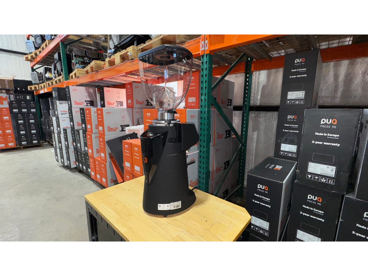 Listing rec2NdTgomIMlUzBL photo 6 — F83 E Pro Dark-T - Black Open Box