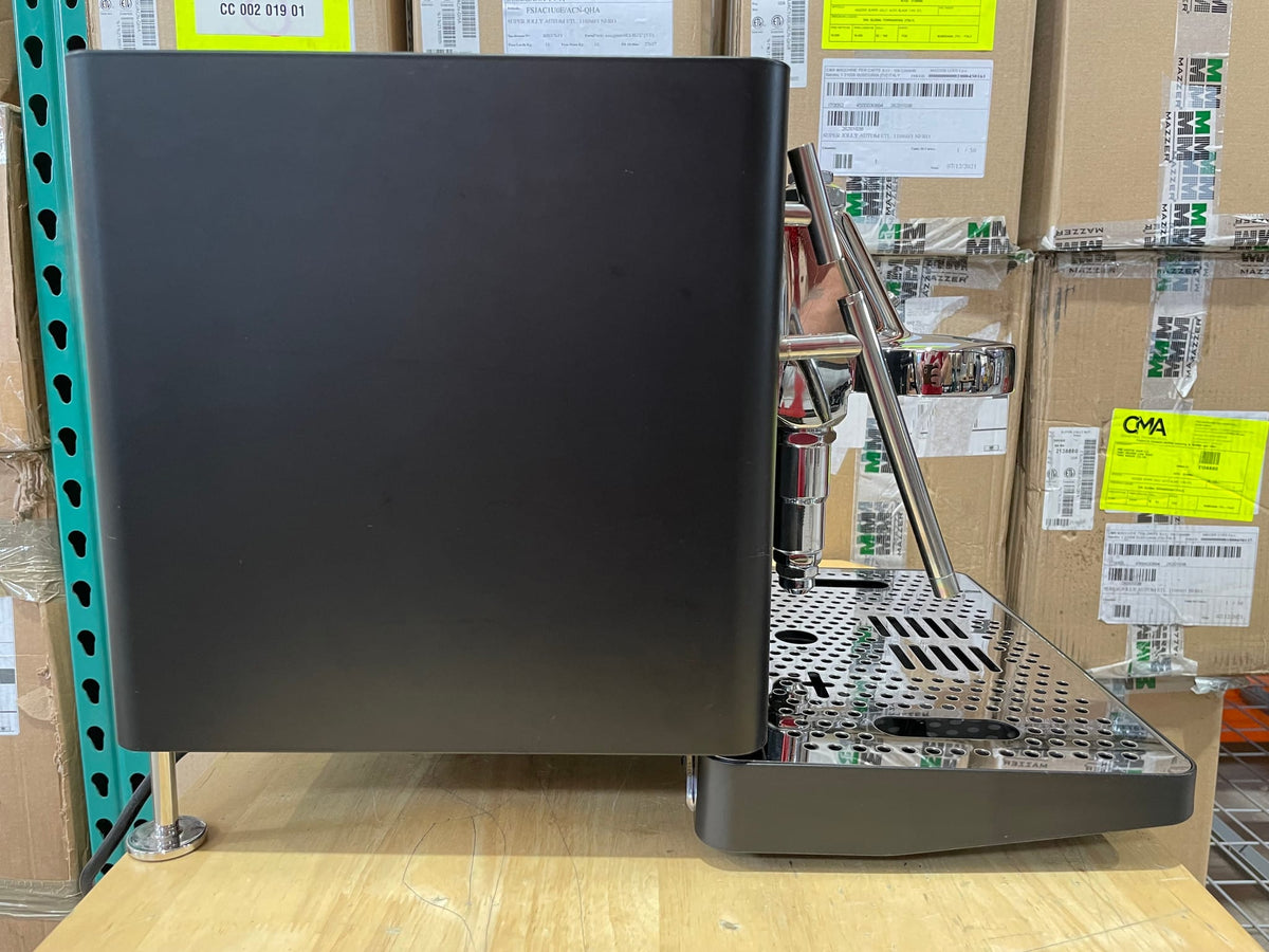 Cube R - Azure Lake Open Box - Onyx Black Demo